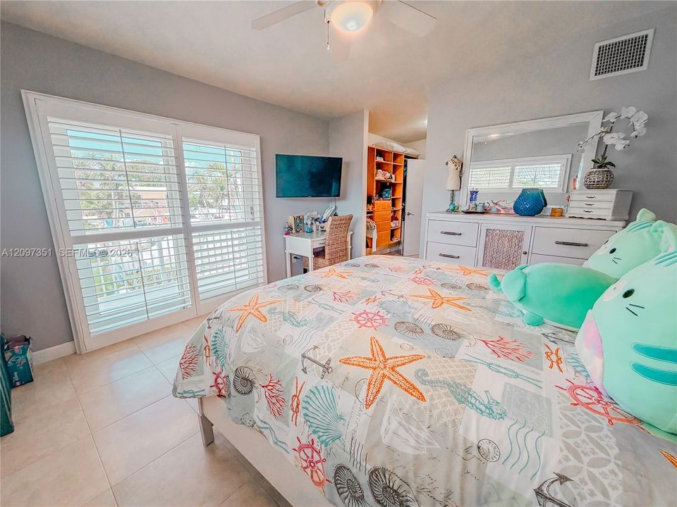 For Sale: $3,200,000 (4 beds, 4 baths, 0 Square Feet)
