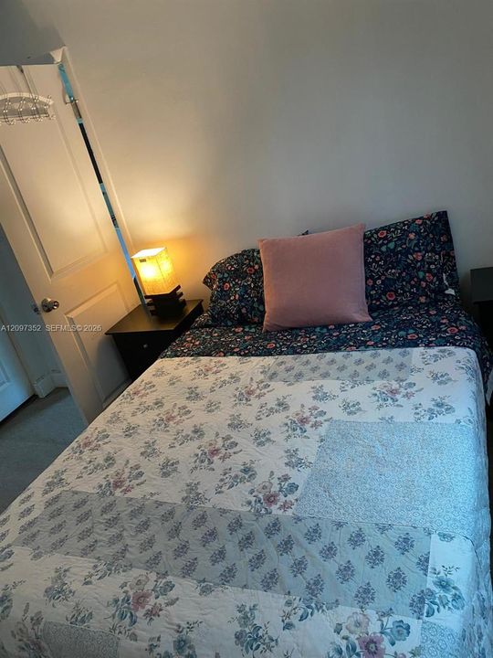 En Venta: $350,000 (2 camas, 2 baños, 770 Pies cuadrados)