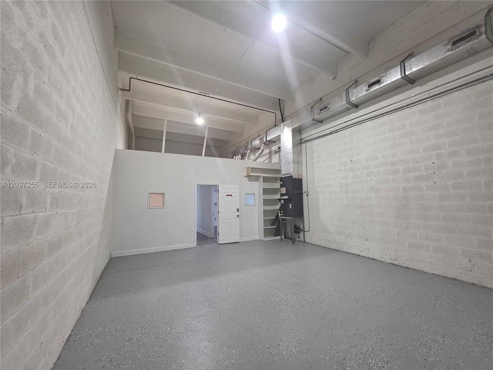 В аренду: $3,250 (0 спален, 0 ванн, 0 Квадратных фут)
