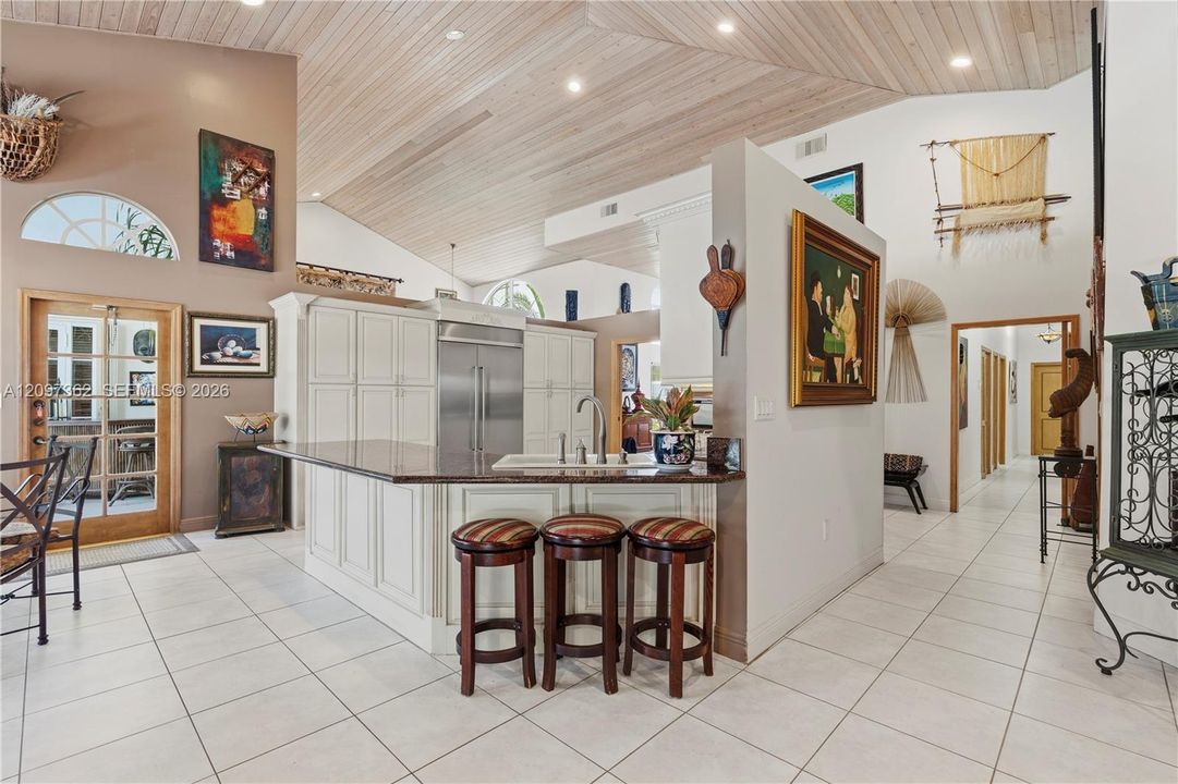 For Sale: $2,200,000 (5 beds, 5 baths, 4090 Square Feet)