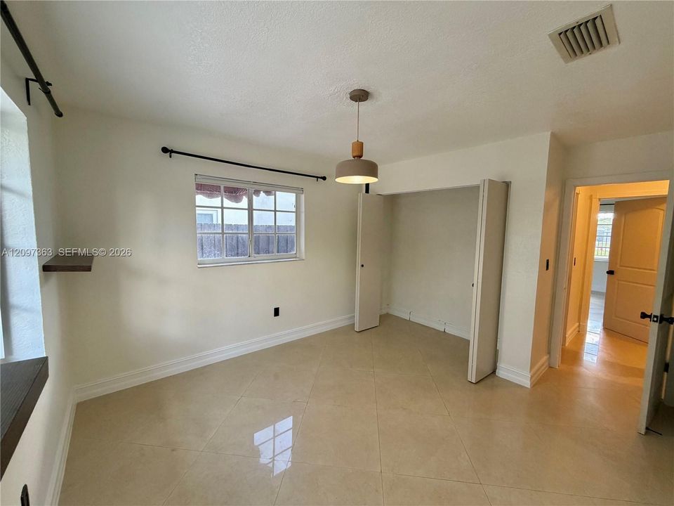 For Sale: $955,000 (4 beds, 2 baths, 2157 Square Feet)