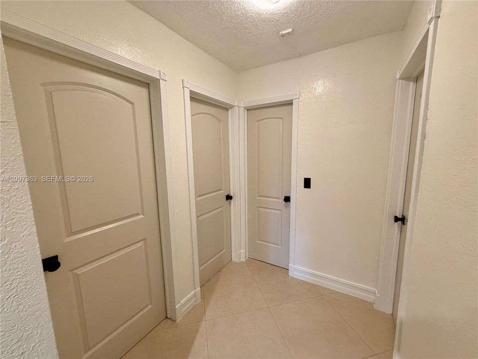 For Sale: $955,000 (4 beds, 2 baths, 2157 Square Feet)