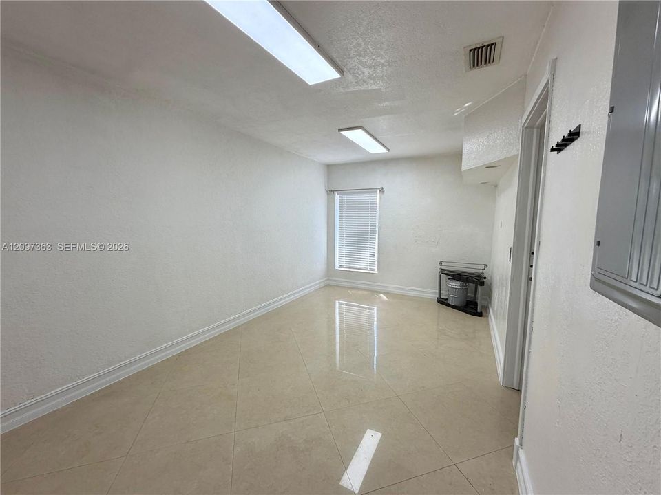 For Sale: $955,000 (4 beds, 2 baths, 2157 Square Feet)