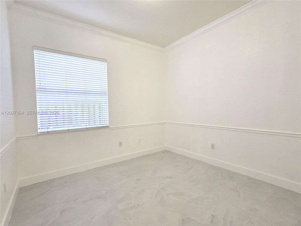 En Venta: $950,000 (4 camas, 3 baños, 2185 Pies cuadrados)