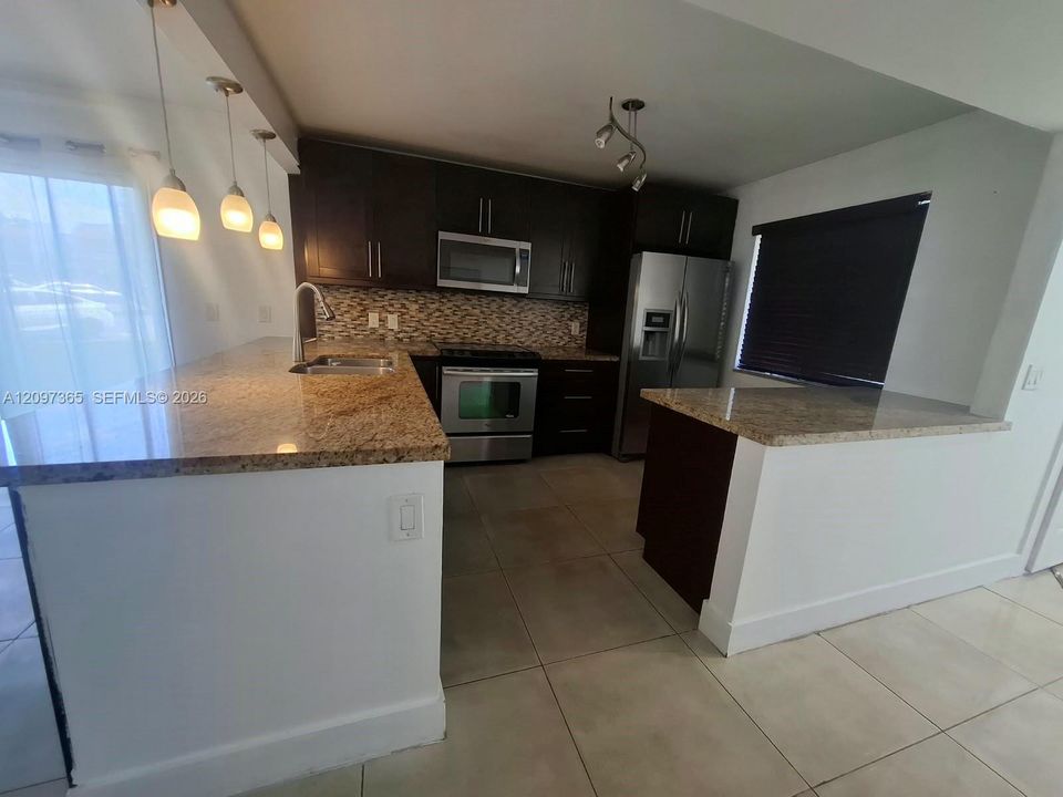 En Renta: $2,400 (2 camas, 2 baños, 1220 Pies cuadrados)