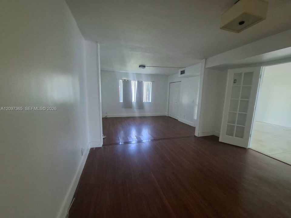 En Renta: $2,400 (2 camas, 2 baños, 1220 Pies cuadrados)