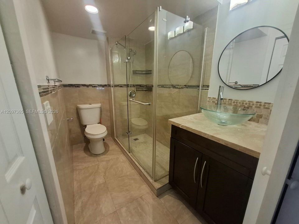 En Renta: $2,400 (2 camas, 2 baños, 1220 Pies cuadrados)