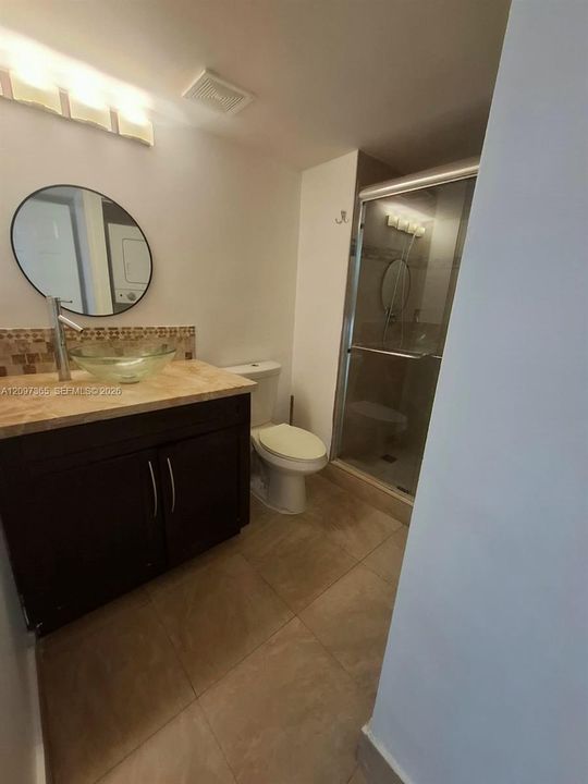 En Renta: $2,400 (2 camas, 2 baños, 1220 Pies cuadrados)
