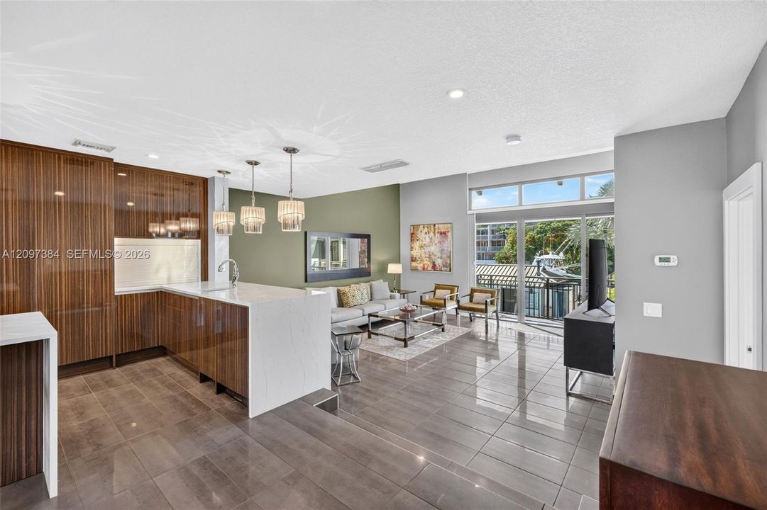 For Sale: $1,700,000 (3 beds, 3 baths, 2813 Square Feet)
