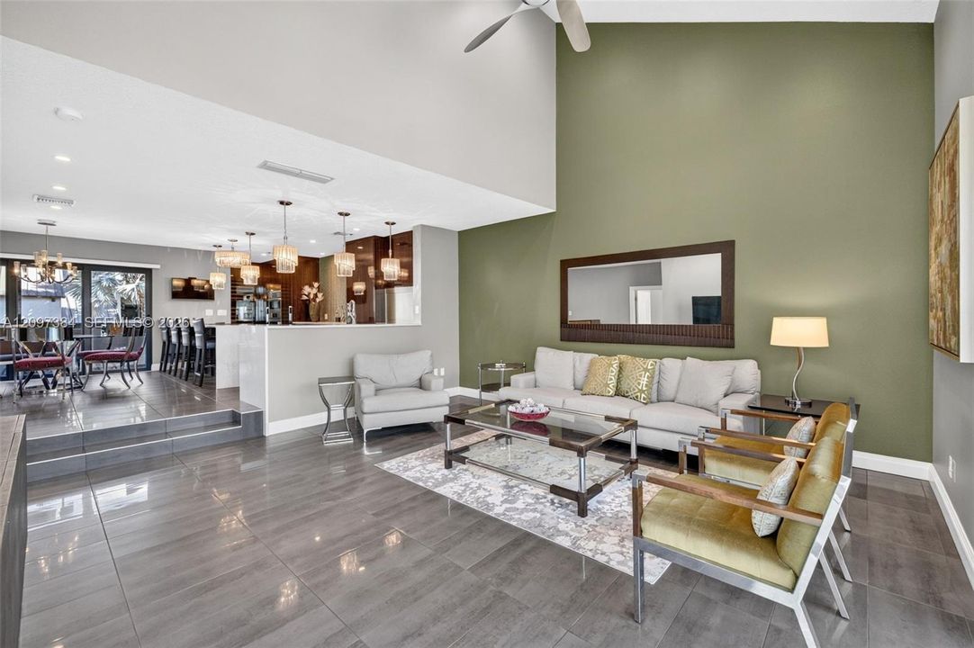For Sale: $1,700,000 (3 beds, 3 baths, 2813 Square Feet)