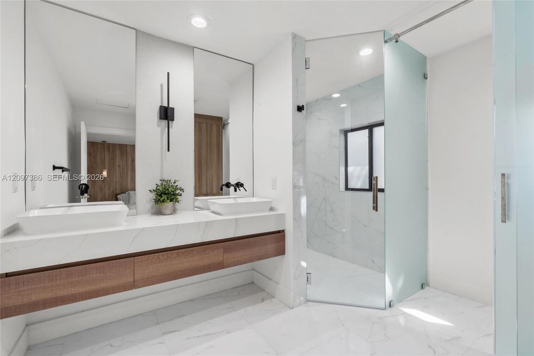 В аренду: $30,000 (4 спален, 3 ванн, 2431 Квадратных фут)