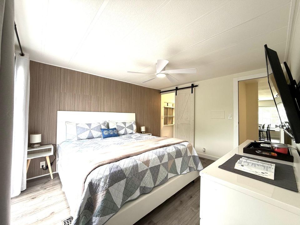 3319- Master Bedroom 2