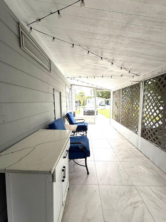 3319- Side Patio