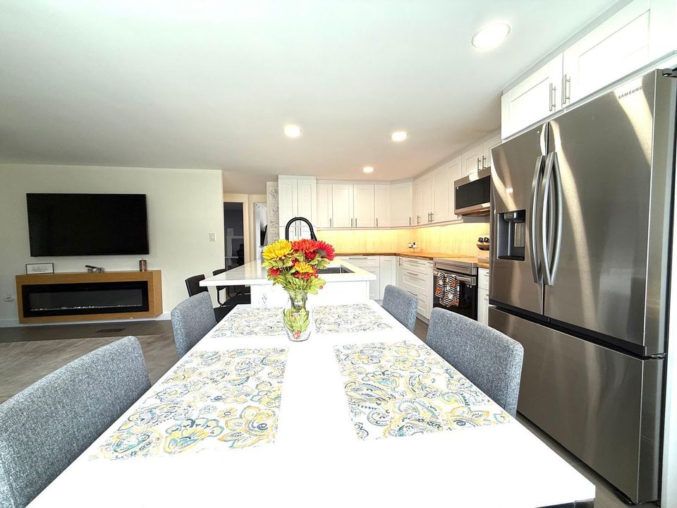 3319- Dining Room