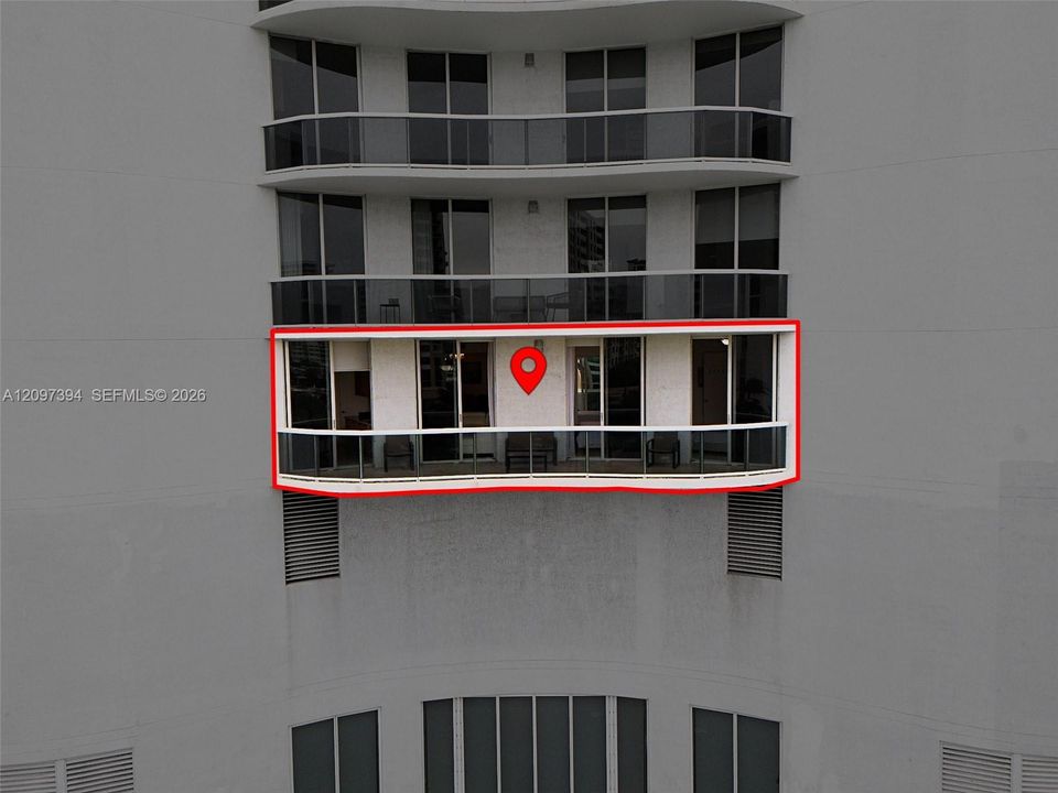 На продажу: $1,080,000 (2 спален, 2 ванн, 1435 Квадратных фут)