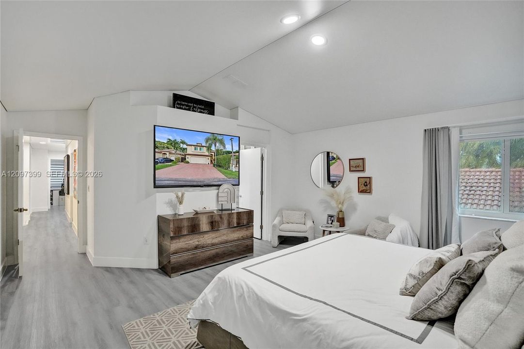 For Sale: $839,000 (4 beds, 2 baths, 2154 Square Feet)