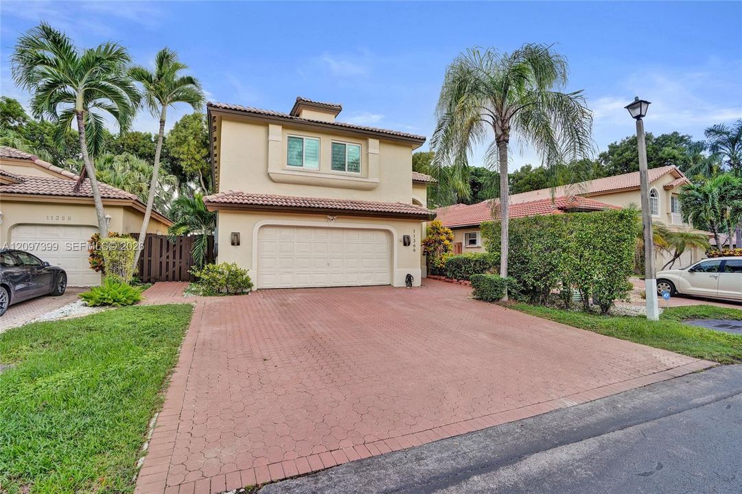 For Sale: $839,000 (4 beds, 2 baths, 2154 Square Feet)