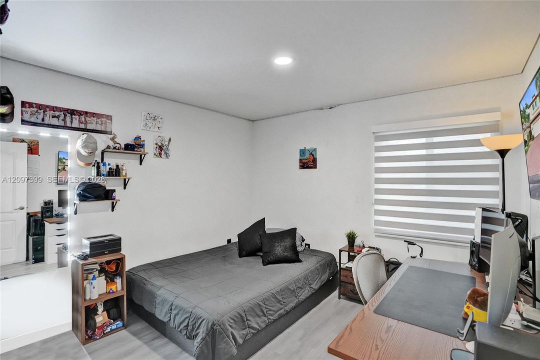 For Sale: $839,000 (4 beds, 2 baths, 2154 Square Feet)