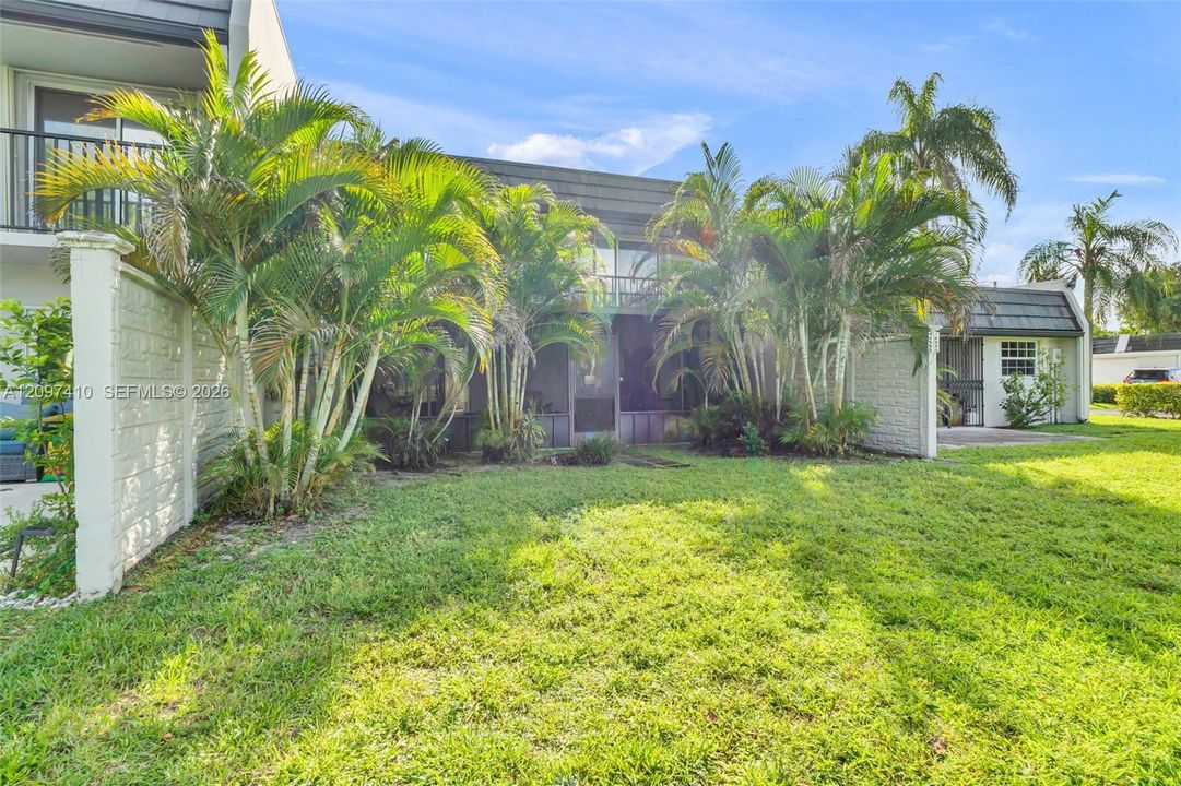 For Sale: $529,000 (4 beds, 3 baths, 1980 Square Feet)