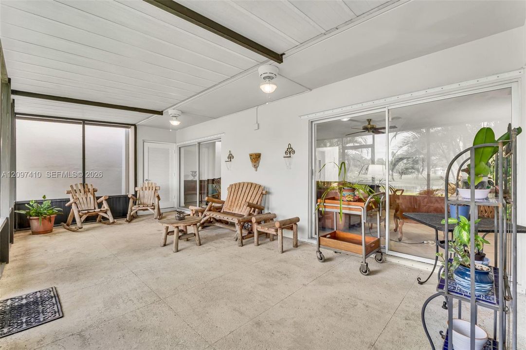 For Sale: $529,000 (4 beds, 3 baths, 1980 Square Feet)