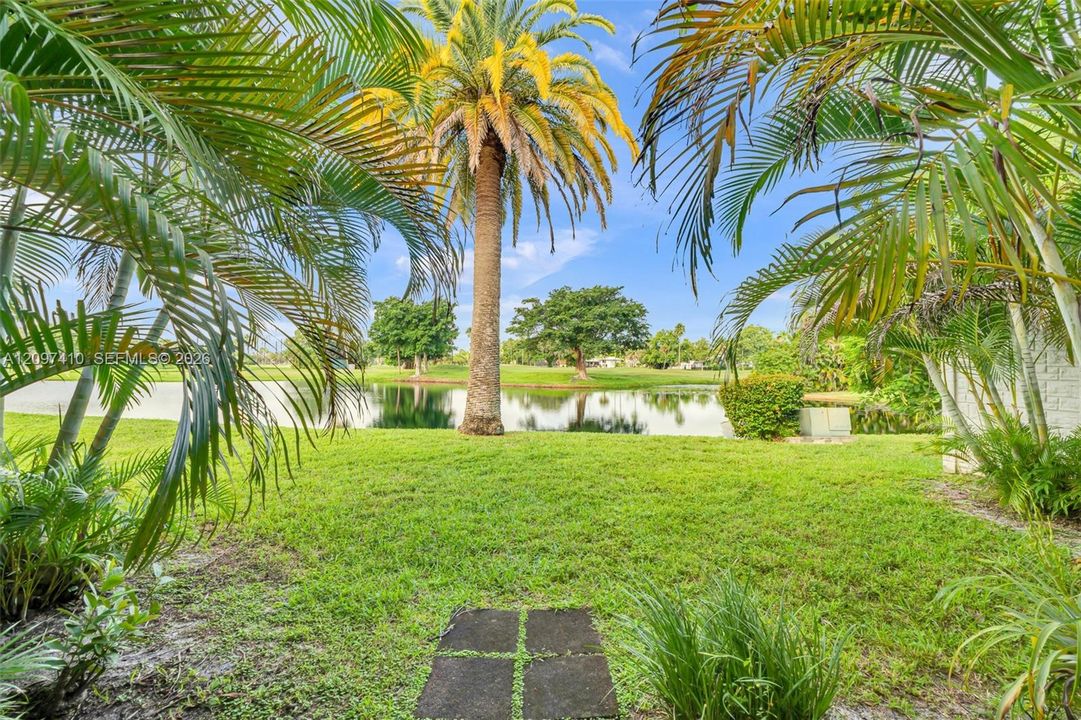 For Sale: $529,000 (4 beds, 3 baths, 1980 Square Feet)