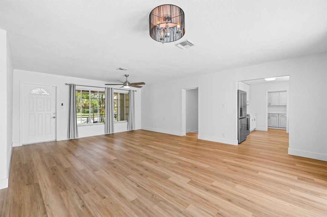 2265 NE 24th St - 8