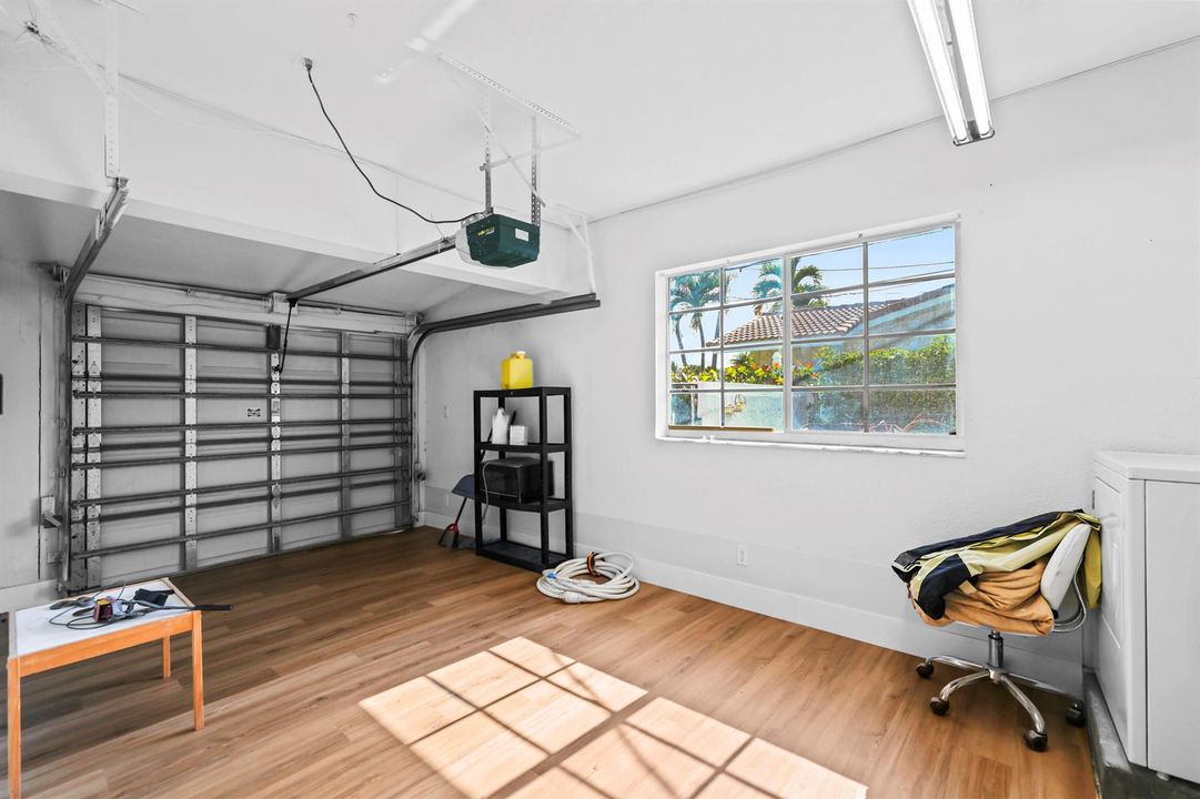 2265 NE 24th St - 36