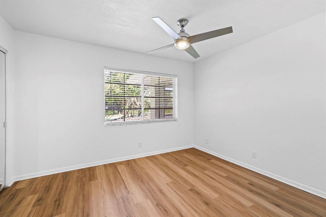 2265 NE 24th St - 21