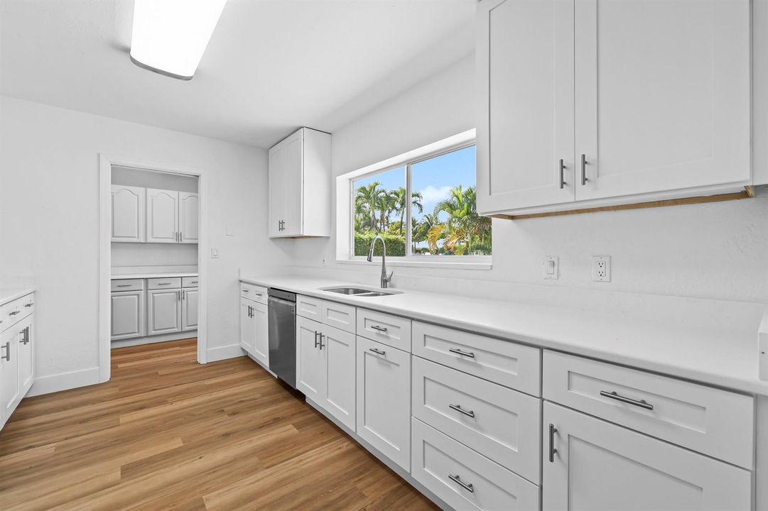 2265 NE 24th St - 14