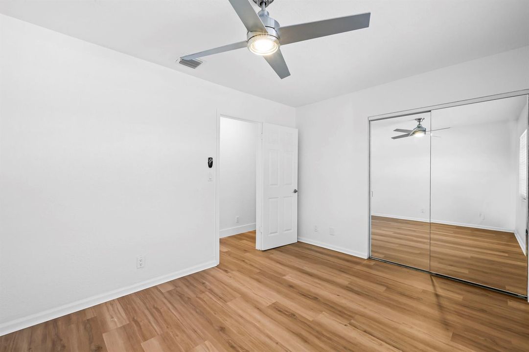 2265 NE 24th St - 22