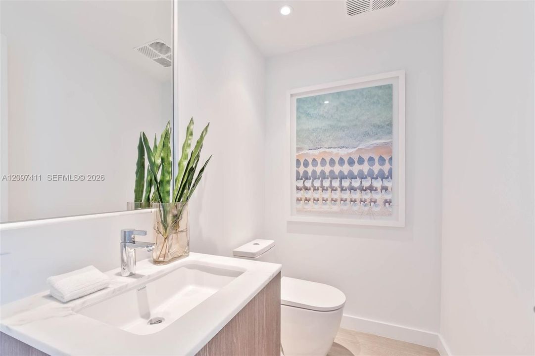 For Rent: $25,000 (3 beds, 3 baths, 1963 Square Feet)