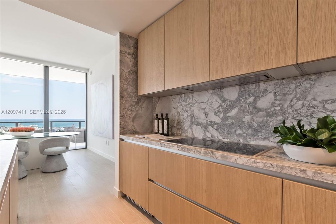 For Rent: $25,000 (3 beds, 3 baths, 1963 Square Feet)