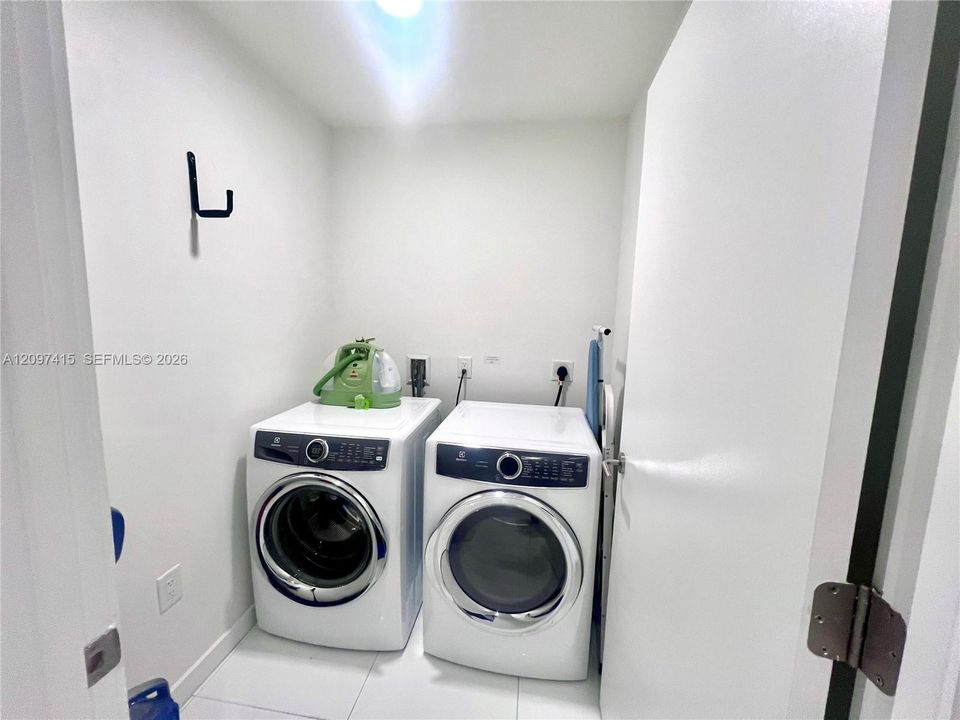 En Renta: $7,200 (2 camas, 3 baños, 1547 Pies cuadrados)
