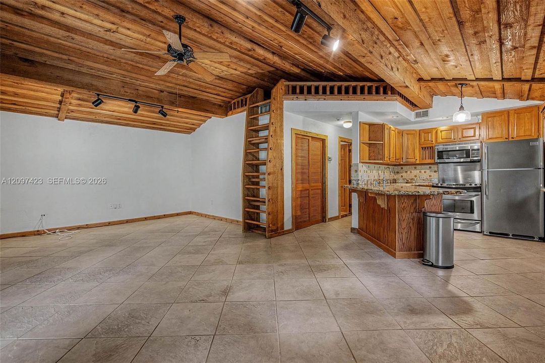 For Rent: $10,000 (4 beds, 3 baths, 3258 Square Feet)