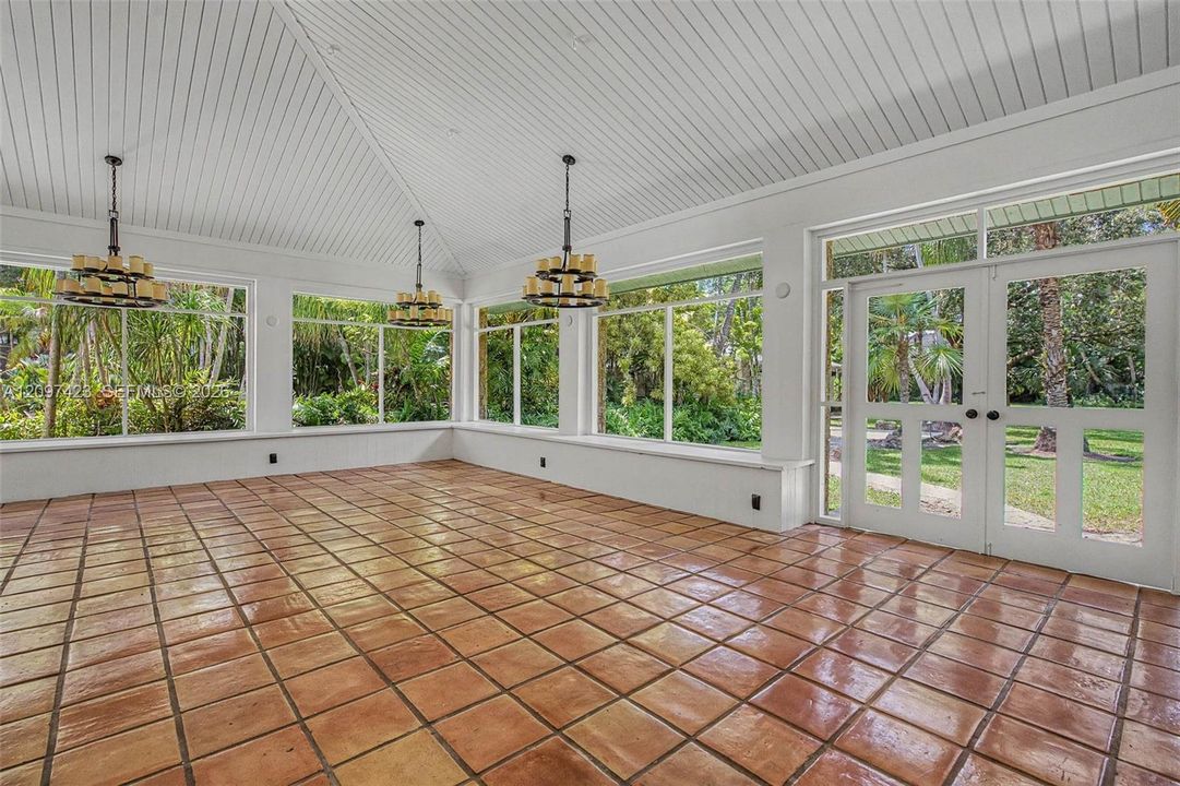 For Rent: $10,000 (4 beds, 3 baths, 3258 Square Feet)