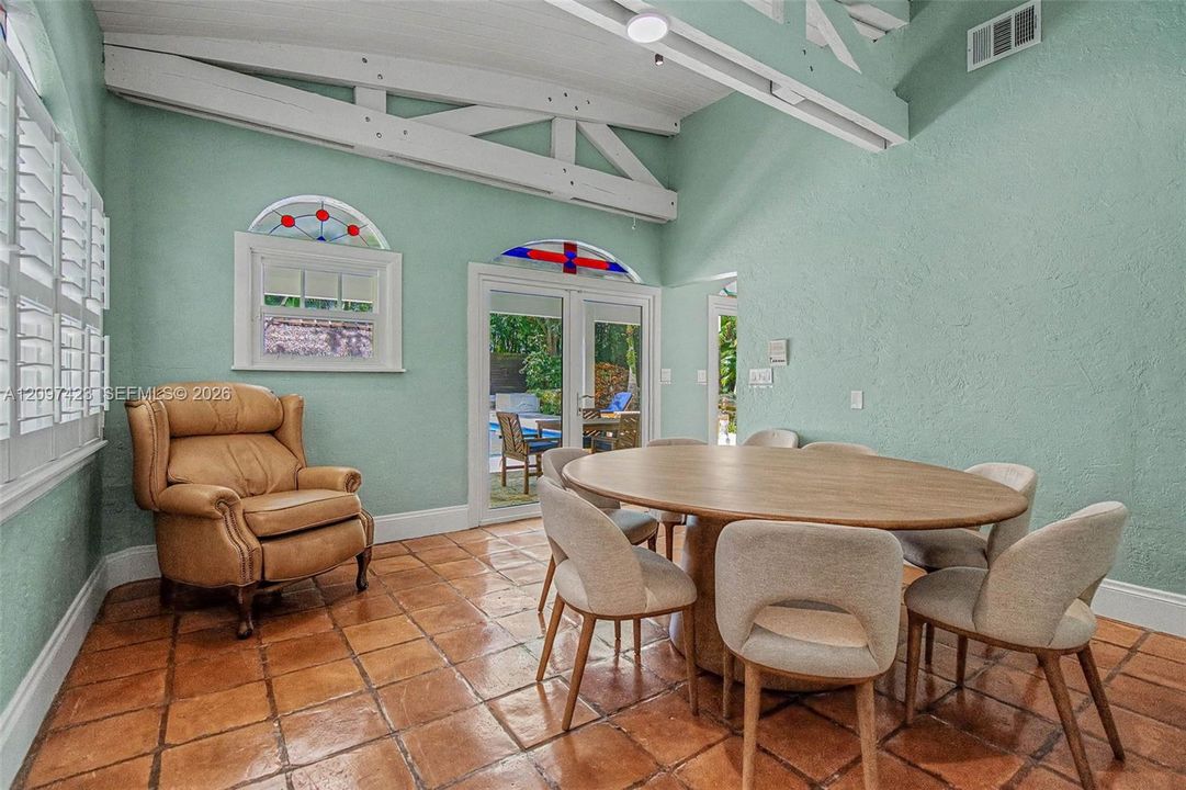 For Rent: $10,000 (4 beds, 3 baths, 3258 Square Feet)