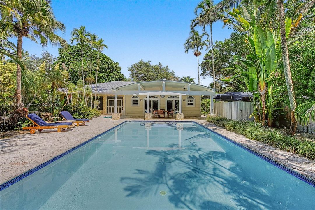 For Rent: $10,000 (4 beds, 3 baths, 3258 Square Feet)