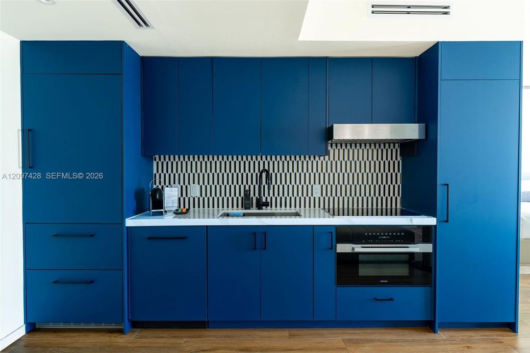 En Venta: $1,150,000 (2 camas, 2 baños, 851 Pies cuadrados)