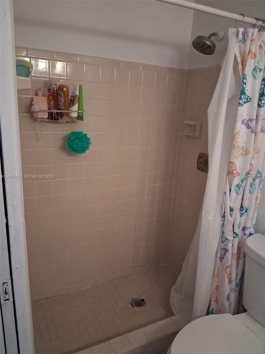 For Sale: $190,000 (2 beds, 2 baths, 816 Square Feet)