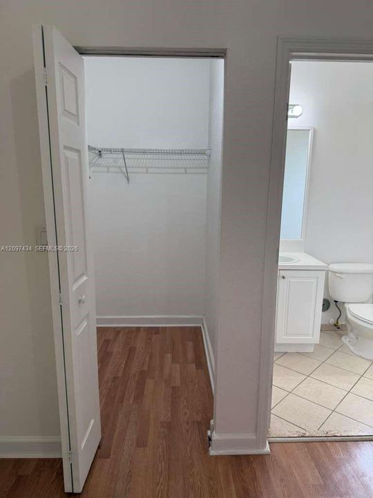 For Rent: $2,500 (3 beds, 3 baths, 1459 Square Feet)