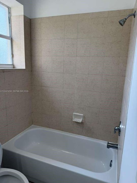 For Rent: $2,500 (3 beds, 3 baths, 1459 Square Feet)
