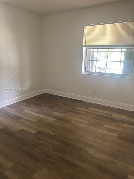 For Rent: $2,000 (2 beds, 2 baths, 932 Square Feet)