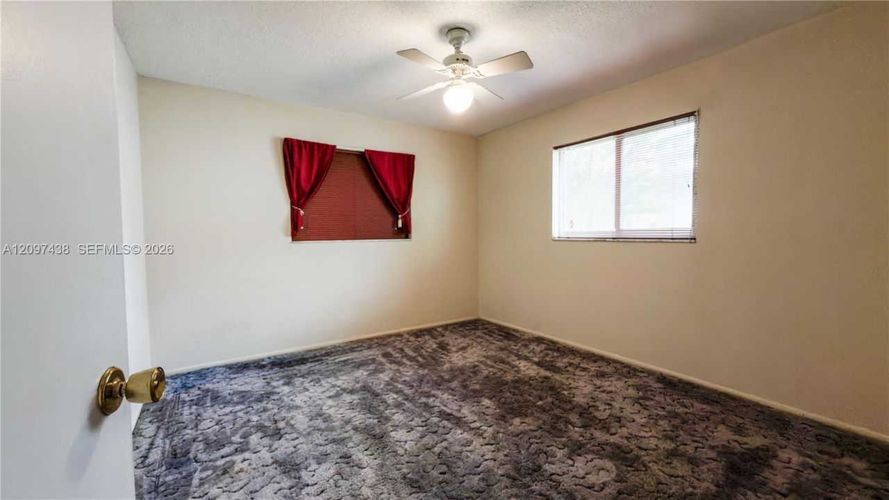Guest bedroom
