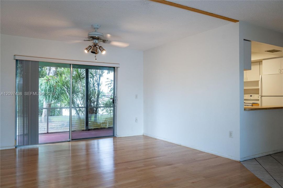 For Sale: $535,000 (2 beds, 2 baths, 1108 Square Feet)