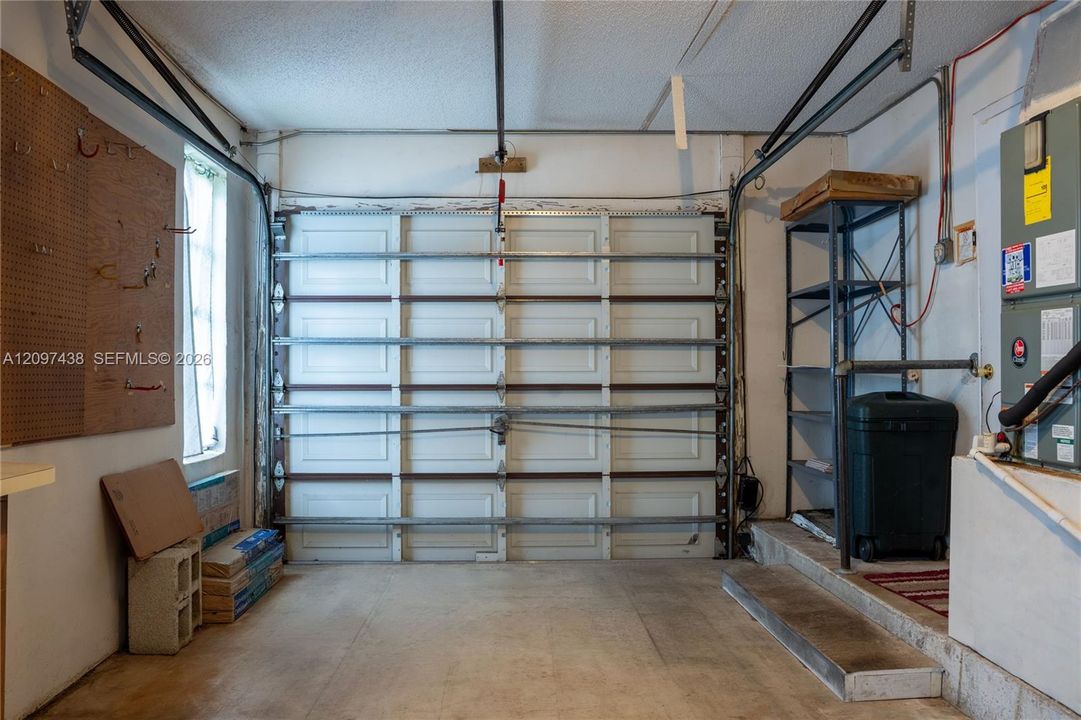 For Sale: $535,000 (2 beds, 2 baths, 1108 Square Feet)