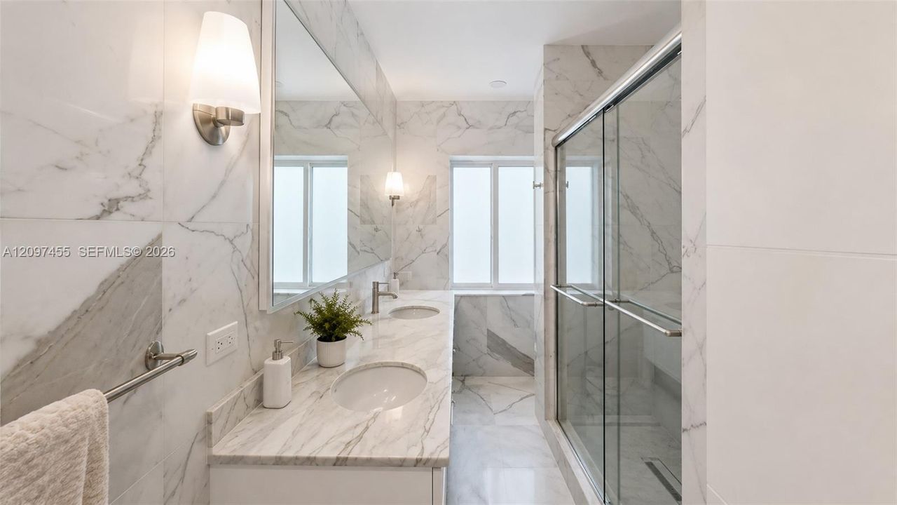 For Rent: $26,000 (4 beds, 3 baths, 3603 Square Feet)