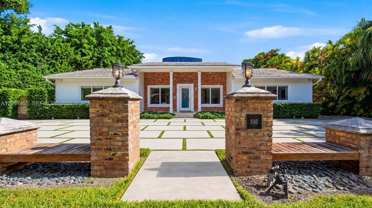 For Rent: $26,000 (4 beds, 3 baths, 3603 Square Feet)
