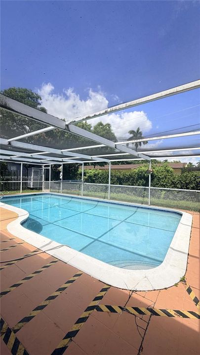 En Venta: $770,000 (0 camas, 0 baños, 1877 Pies cuadrados)
