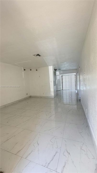 En Venta: $770,000 (0 camas, 0 baños, 1877 Pies cuadrados)