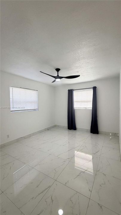 En Venta: $770,000 (0 camas, 0 baños, 1877 Pies cuadrados)